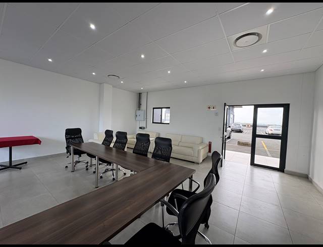 76M² RETAIL TO LET IN BALLITO CENTRAL